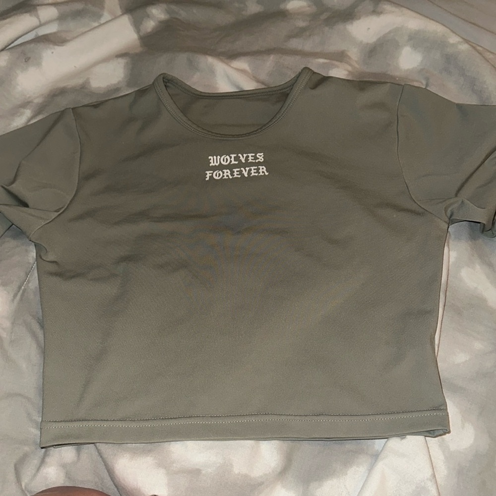 Darc sport long sleeve top size medium